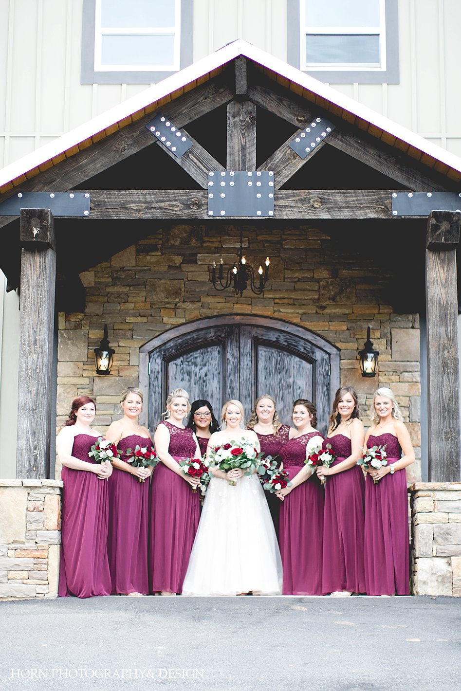 Bride and bridesmaids outside Blue Mountain Vineyard Horn Photography and Design