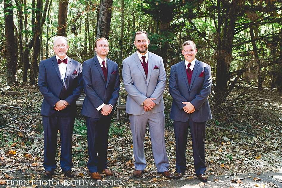 how to pose the groomsmen Horn Photography and Design