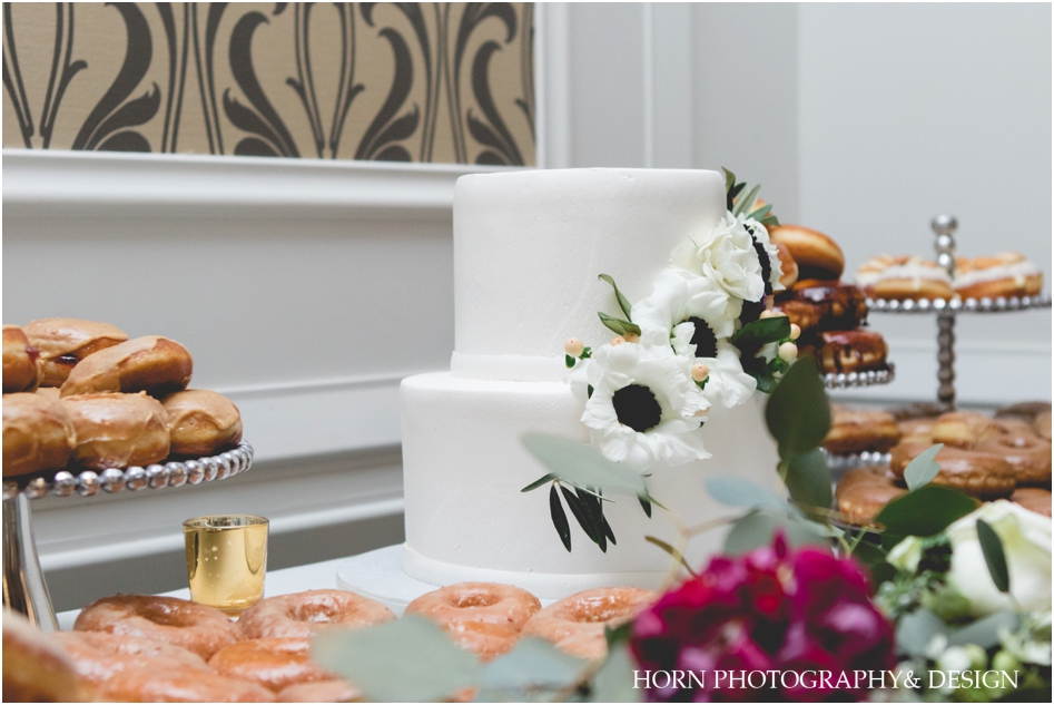 Horn Photography and Design wedding Cakes_0015