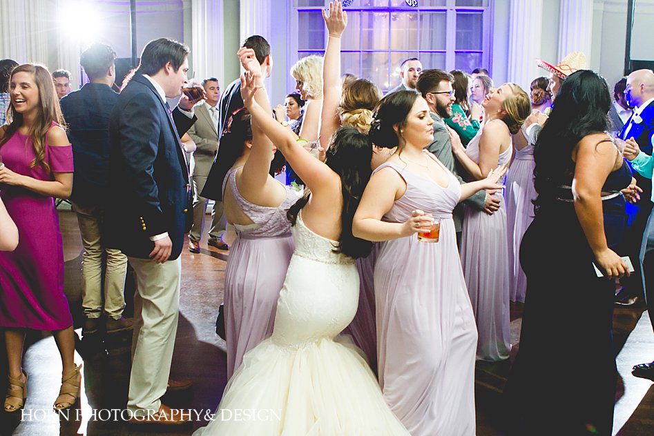 your dance floor packed out bride dances to live dj