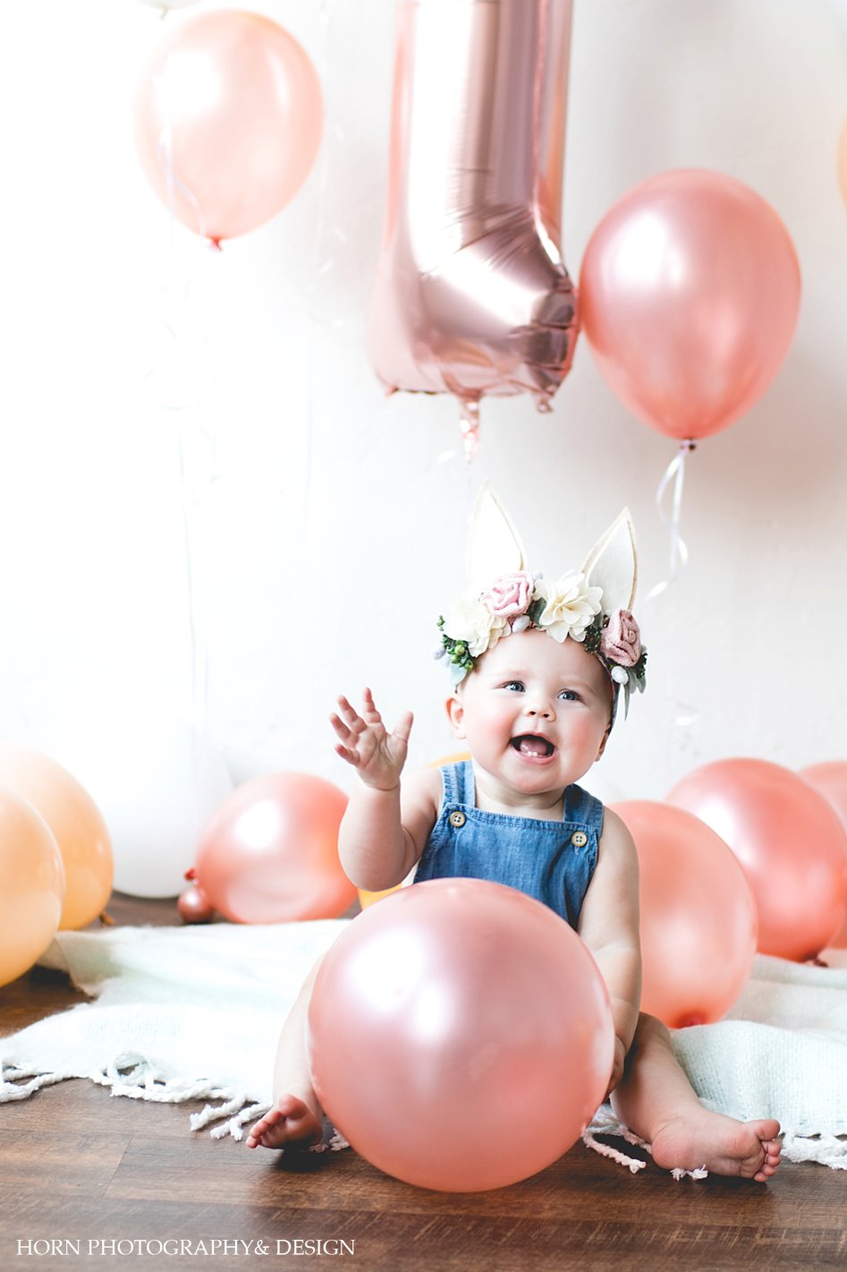 cute one year old birthday party baby photo shoot horn photography and design