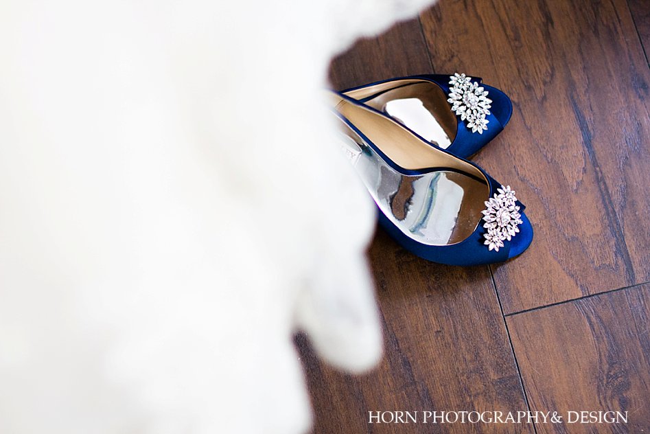 bridal shoes blue with jewels 