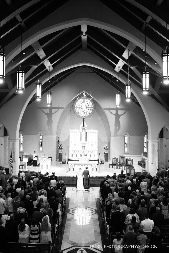 black and white wide shot wedding ceremony pictures to capture on your wedding day horn photography and design