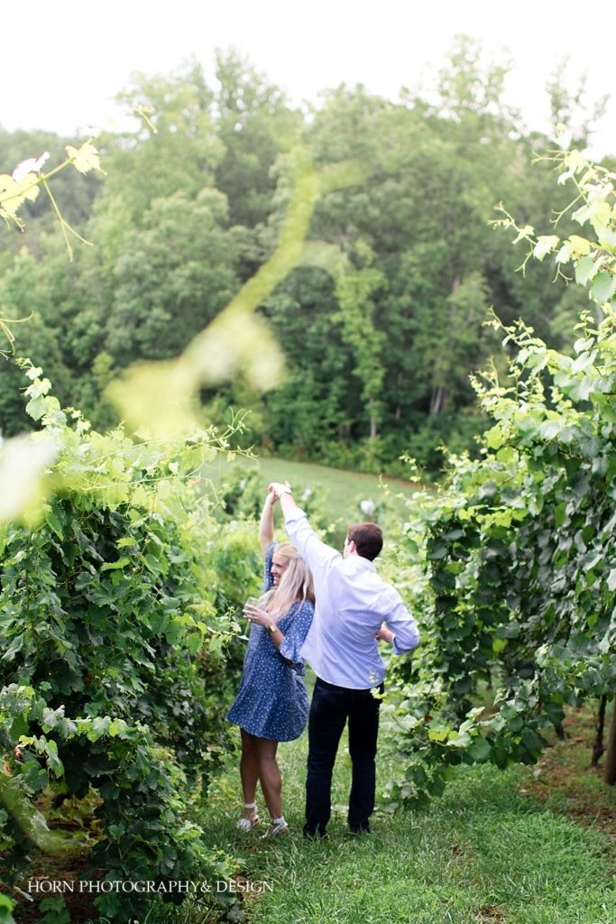dancing in the vineyard couples photo pose ideas North Georgia horn photography and design