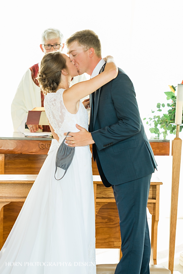 first kiss Horn photography and design St. Anna Church wedding